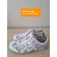 ราคา Onitsuka Tiger Slip-on แท้มือสอง (24210576518)