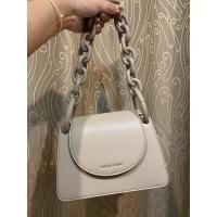ราคา Used Once กระเป๋า Charles and Keith แท้รุ่นใหม่ชนช้อป (9333623542)