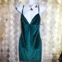 ราคา ชุดเดรสแฟชั่นฤดูหนาว สุดเซ็กซี่ sexy green dress (20892767493)