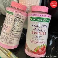 ราคา Nature's Bounty Hair Skin and Nails Gummies with Biotin รสสตรอว์เบอร์รี่ (บรรจุ 230 กัมมี่) เยลลี่บำรุงผิว ผม เล็บ (13712584578)