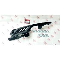 ราคา Cowl B ด้านในกลาง CBR 250RR K64 - CBR 250RR K64 ฝาครอบแฟริ่ง - CBR 250RR ฝาครอบด้านในด้านข้าง (43320536982)