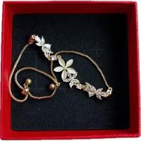 ราคา สร้อยข้อมือดอกไม้เพชร เส้นสีทอง ปรับได้ พร้อมกล่อง (26687794051)