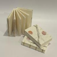 ราคา สมุดทำมือ สมุดโน้ต ปกกระดาษสาแต่งดอกไม้ (24039893971)