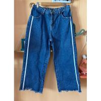 ราคา ส่งต่อสภาพ 98% กางเกงยีนส์ขายาว 82 ซม. ทรงกระบอก แบรนด์ Ten & Co ของแท้ สียีนส์ แถบขาว เอวยืดด้านหลัง มือสอง เอว 26 (27810936254)