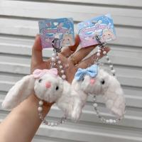 ราคา [พร้อมส่ง] พวงกุญแจสายคล้องมือถือกระต่ายขนฟูสุดคิ้วท์ มาพร้อมหูยาวนุ่มนิ่มและสายคล้องลูกปัดวิบวับ ✨ (43161638462)