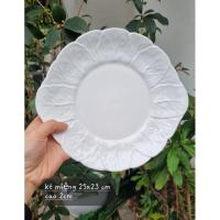 ราคา Wedgwood จานอังกฤษลายกลีบนูน ตกแต่งวินเทจ (27729880784)