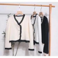 ราคา ❇️พร้อมส่ง❇️เสื้อเชิ้ตแขนยาว ขอบระบายทูโทน ผ้าอัดลาย (21565358341)