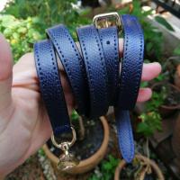 ราคา สายกระเป๋า Coach สีน้ำเงินเข้ม Dark Blue Coach Long Strap มือสอง สภาพดี ใหม่มาก (6527491543)