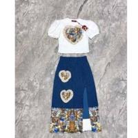 ราคา ชุดเซตกระโปรงยีนส์เสื้อคอมือ1 ป้ายห้อ ป้าย bellita by dlt (24279659812)