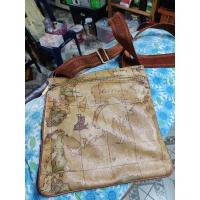 ราคา กระเป๋าสะพายข้าง แบรนด์ Alvero Martini แท้ มือสอง (18068987893)