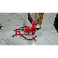 ราคา เครื่องปั๊มลมแบบเท้าเหยียบท่อเดี่ยว สินค้าเป็นมือ2 จากโกดังญี่ป่น (25512500166)