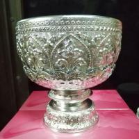 ราคา ขันน้ำพานรอง อลูมิเนียม (สีเงิน ลายไทย) (3230817715)