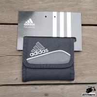 ราคา (Used) Adidas Wallet กระเป๋าสตางค์อาดิดาสแบบผ้าสามพับมือสอง (1402593168)