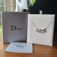 ราคา สร้อยคอ DIOR สีเงิน จี้หนา (19465798100)