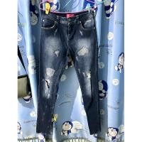 ราคา PlayBoy กางเกงยีนส์ Playboy แท้ ไซส์ S แต่งขาดนิดหน่อย น่ารักมากๆค่ะ (25921935667)