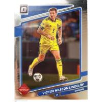 ราคา การ์ดนักเตะ Victor Nilsson Lindelöf | Donruss Optic | Sweden | Road to Qatar 2022 | Foil เงา | ของแท้ (40457468386)