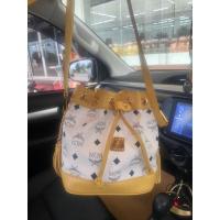 ราคา กระเป๋าสะพาย MCM ทรงขนมจีบ ของแท้ 100​% (11917738389)