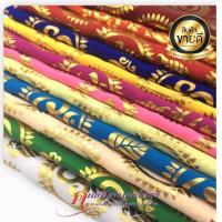 ราคา ผ้าโอม สำหรับปูโต๊ะรององค์เทพ ขนาด 1 x 1 เมตร (ไม่เย็บขอบ) (5427604917)