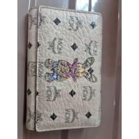 ราคา MCM กระเป๋าสตางค์ 3 พับ น้องกระต่ายสีครีม-ชมพู แท้100% (มือสอง-ส่งฟรี) (4986566177)