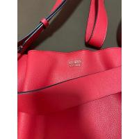 ราคา กระเป๋า Guess สีแดง (ของแท้) (25164842231)