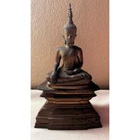 ราคา พระบ้านบูชาหลวงพ่อพระใส วัดโพธิ์ชัย ปี 2544 ออกวัดมีเลขโค้ดกำกับ (26792429291)