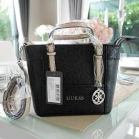 ราคา ของแท้ % ! Guess Mini Crossbody Bag (1290979950)