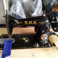 ราคา จักรเย็บผ้า BMS มือสอง พร้อมใช้ สภาพดี (เฉพาะหัวจักร) (7237533313)