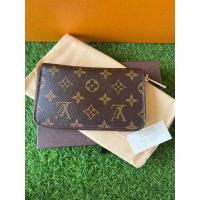 ราคา LV Zippy compact ปี 2013 (16413535443)