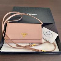 ราคา กระเป๋าผู้หญิง Prada WOC Pink Saffiano Leather กระเป๋าสะพายข้าง แบรนด์เนม อุปกรณ์ครบ มือสอง ของแท้ใบเล็ก gucci celine lv (22486776356)