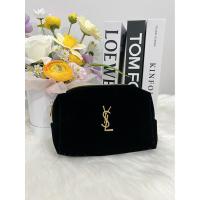 ราคา พร้อมส่งกระเป๋าเครื่องสำอางค์ YSL Cosmetic bag (กำมะหยี่) (23570403822)