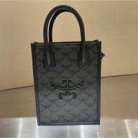 ราคา MCM AREN TOTE IN MONOGRAM MIX (26472659114)
