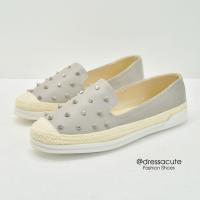 ราคา [No.V6-135] รองเท้าผ้าใบแบบสวม แต่งหมุดแบบตอก (2183121238)