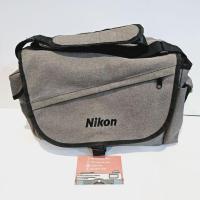 ราคา กระเป๋าใส่กล้อง Nikon สีเทา (22771118712)