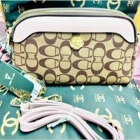 ราคา กระเป๋าสะพายข้างลาย C แบรนด์ VENUS แถมสร้อยข้อมือ (25576602587)