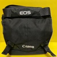 ราคา กระเป๋ากล้อง Crumpler canon สีดำด้านในสีเขียวอ่อนสภาพดี สภาพดี (25710184182)