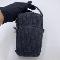 ราคา CO220604146] Dior / Oblique Rider Pouch Bag SHW (21125013912)