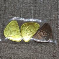 ราคา แผ่นปั๊มอุดฐานหลวงปู่หลิว วัดไร่แตงทอง 1 ชุด 3 ชิ้น เนื้อนวะ+ทองเหลือง (13708147458)