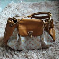 ราคา กระเป๋า louis vuitt รุ่น limited มือสองสภาพดี (21439578542)