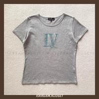 ราคา LUCIANO VALENTINO T Shirt เสื้อยืดแขนสั้นมือสอง✔️ (25467121909)