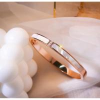 ราคา กำไลเปลือกหอยสแตนเลสสตีล สีพิ้งโกล (4652693441)