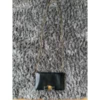 ราคา Ferragamo wallet on chain (25658962282)