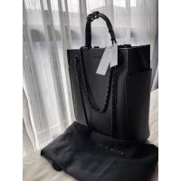 ราคา charles & keith spectrum bag ส่งต่อ ใบใหญ่พร้อมถุงผ้า (23803038181)