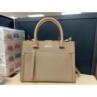 ราคา CHARLES & KEITH กระเป๋ามือสอง แท้ จากช็อป พร้อมป้าย (18649625813)