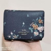 ราคา Coach​ Small​ Wallet (3719919313)