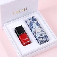 ราคา Dior Rouge Dior Lipstick + Vernis 999 Gift Set [2 Items] (26213984368)