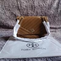 ราคา Tory Burch Kira Chevron Convertible Bag Preloved/มือสอง (16349611291)