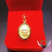 ราคา จี้พระหลวงพ่อเงิน วัดบางคลาน จ.พิจิตร ชุบทอง เลี่ยมกรอบทอง หุ้มเศษทองเยาวราช ขนาด 1.5 X 2.5 ซม. (2985673496)