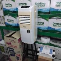 ราคา พัดลมไอเย็น มีรีโมทควบคุมการทำงาน Accord รุ่น AC-012R สามารถกรองฝุ่นได้ ขนาด 6ลิตร (26371178140)