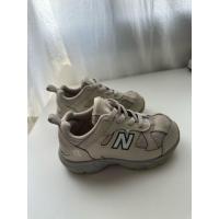 ราคา New Balance 878 Kids (ของแท้มือสอง) 14.5 cm รองเท้าเด็ก (40354598749)