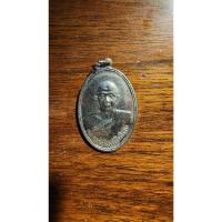 ราคา เหรียญพระครูพิพิธพัชรศาสน์ วัดพระพุทธบาทเขาลูกช้าง จ.เพชรบุรี พระเครื่อง (44253630033)